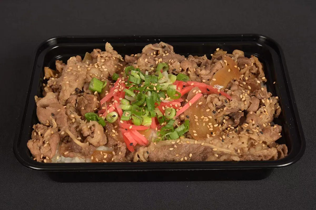 Beef bowl at Poke Boat，a Hawaiian Restaurant in Ontario